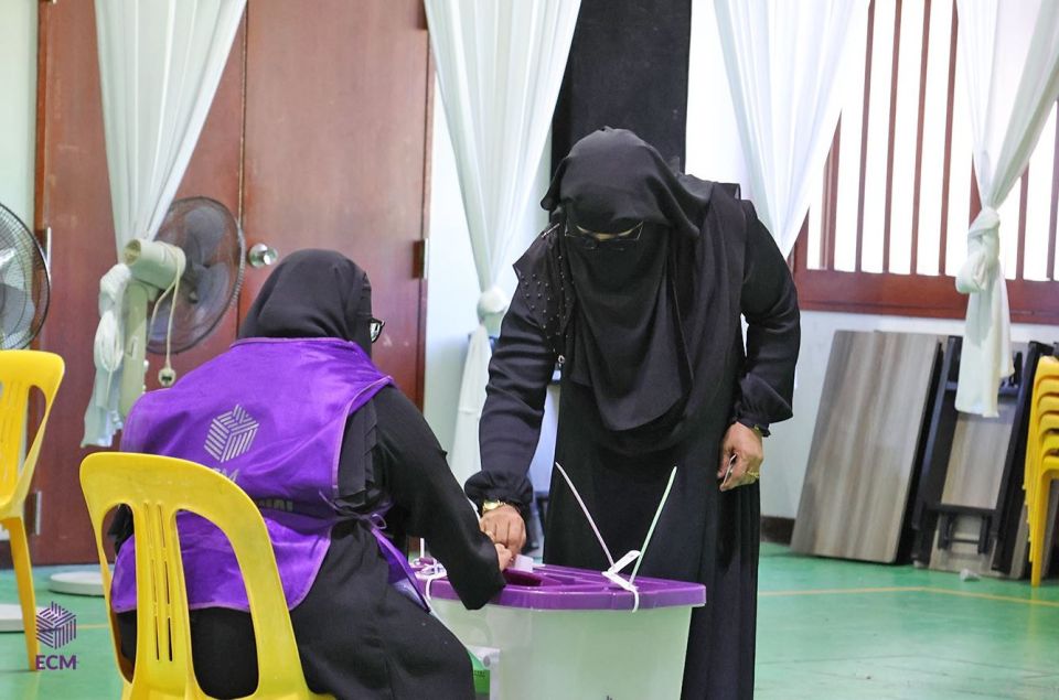 Local Council Inthihaabuge dhevana buru: Mendhuru 1 jehumaa hama ah 2867 meehun vote laifi
