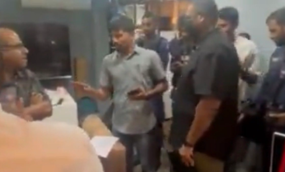 Raeesah thuhumathuthakeh koh genesdhin documentry ge massalaigai 