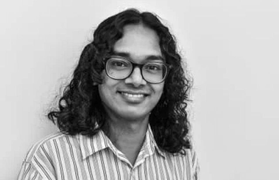 Authorities seize passport of 'Adhadhu' Managing Editor Hassan 