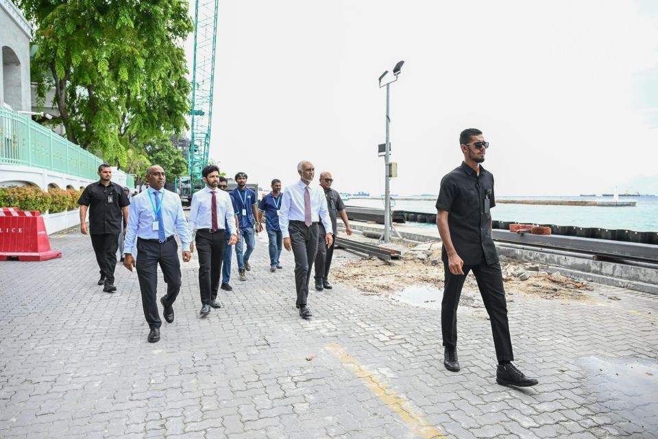 Boduthakurufaanu mahu tharaggee kurumuge masakkaiy kuriah dhaa goiy raees bahllavaalaivvaifi 