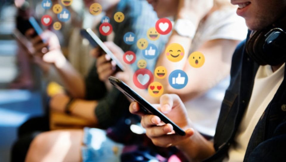Maldives to ban certain social media Apps for children under the age of 16