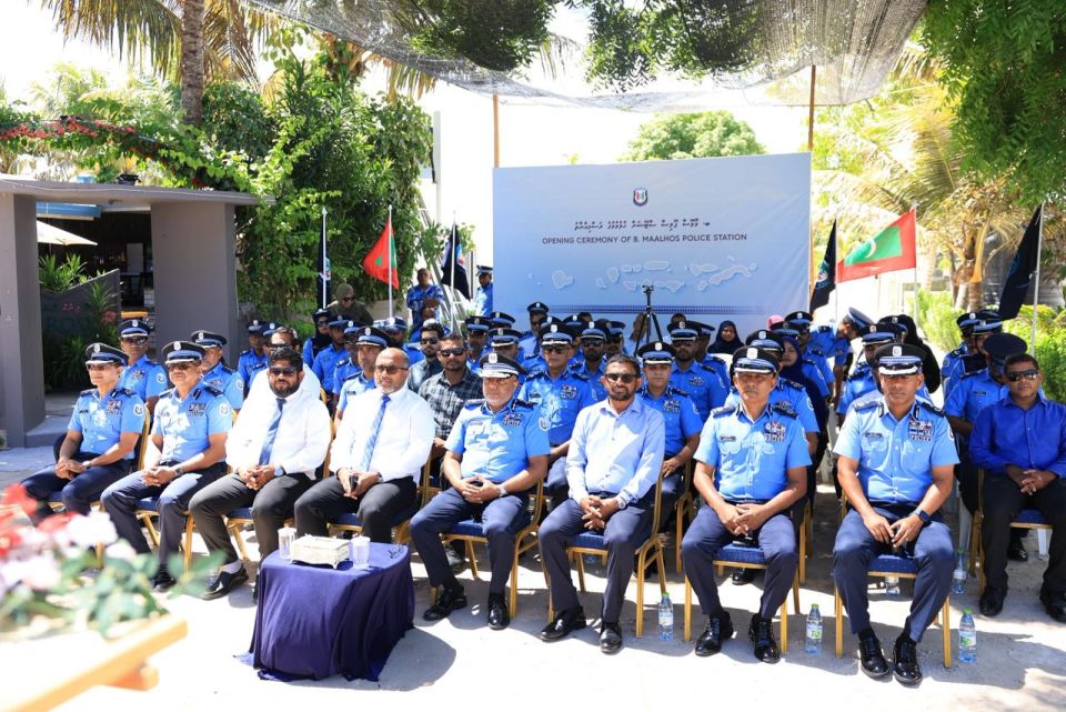 B. Maalhohu police station ge aa imaaraih hulhuvaifi 
