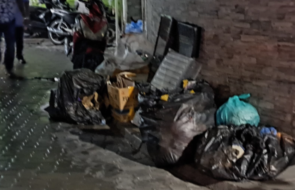 Fulooniya magah kuni alahaa meehun hoadhan fashaifi