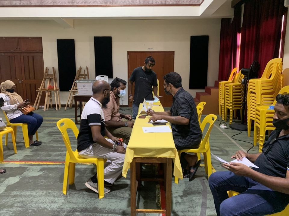 Meekail ge kanboduvumaaeku haruge thakugai bahattan ninmi vote foshithah school thakah badhalu koffi 