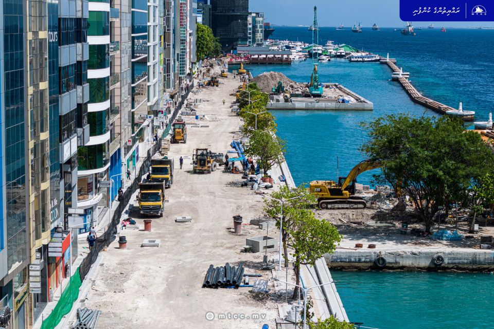 Boduthakurufaanu magu tharaggee kurun: Narudhamaa aa fen line ge masaihkaih nimmaalaifi 