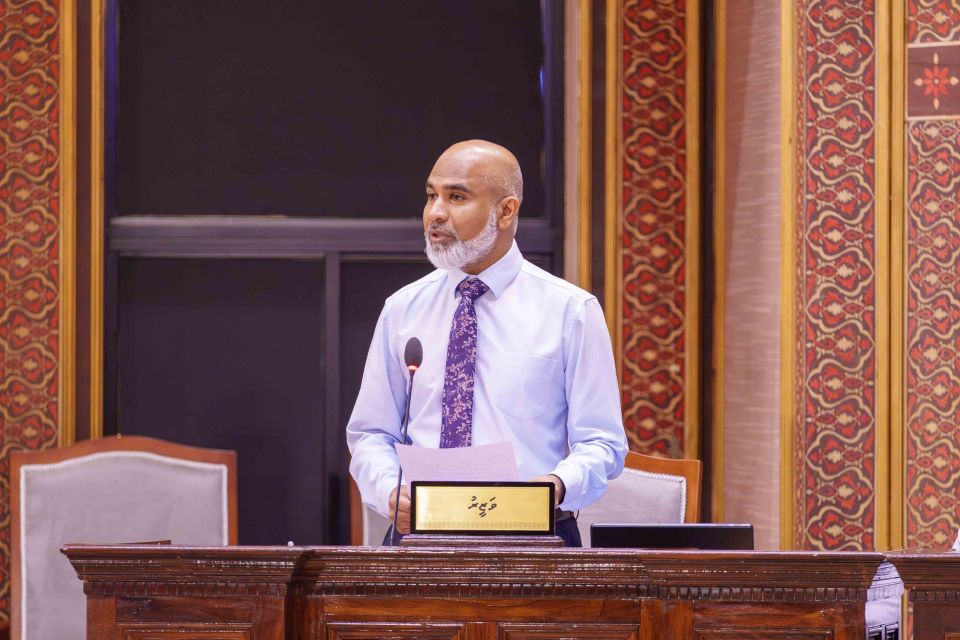 Class room thah AC kurun lass vanee current viewga  baavumun: Education Minister