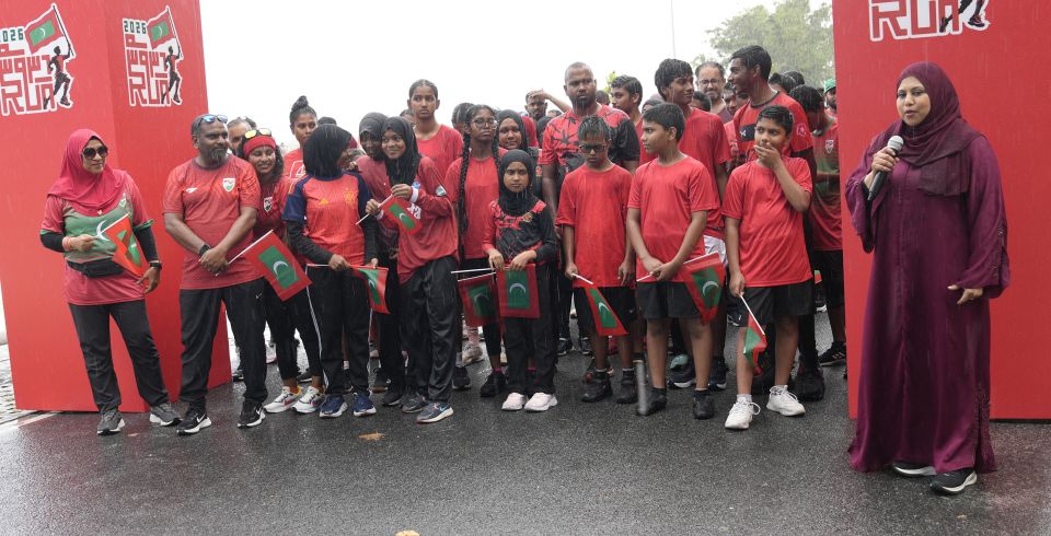 Minivan dhuvahuge ufalugai furathama faharah 