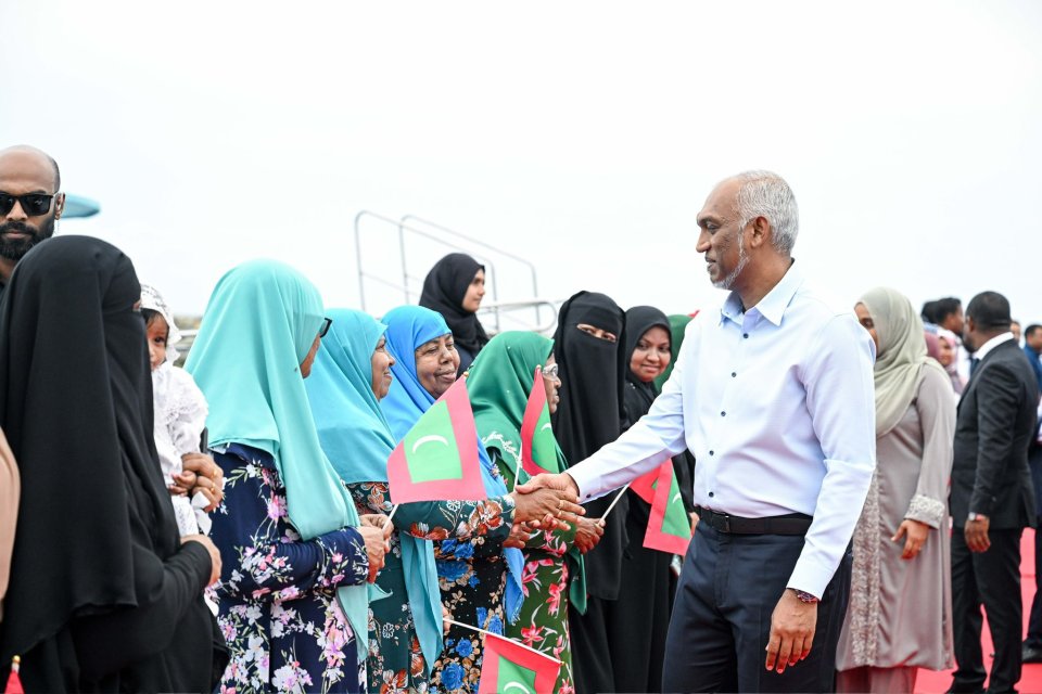 First Couple travel to Ukulhas for key summits