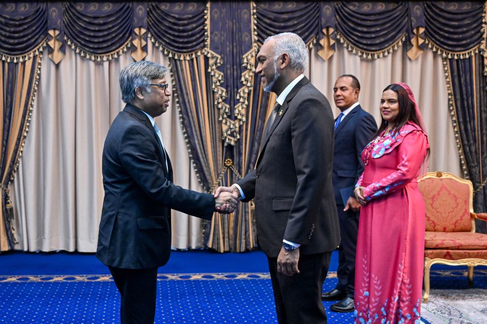 SAARC Secretary-General ge thaureefu Raees Dr. Muizzu ah