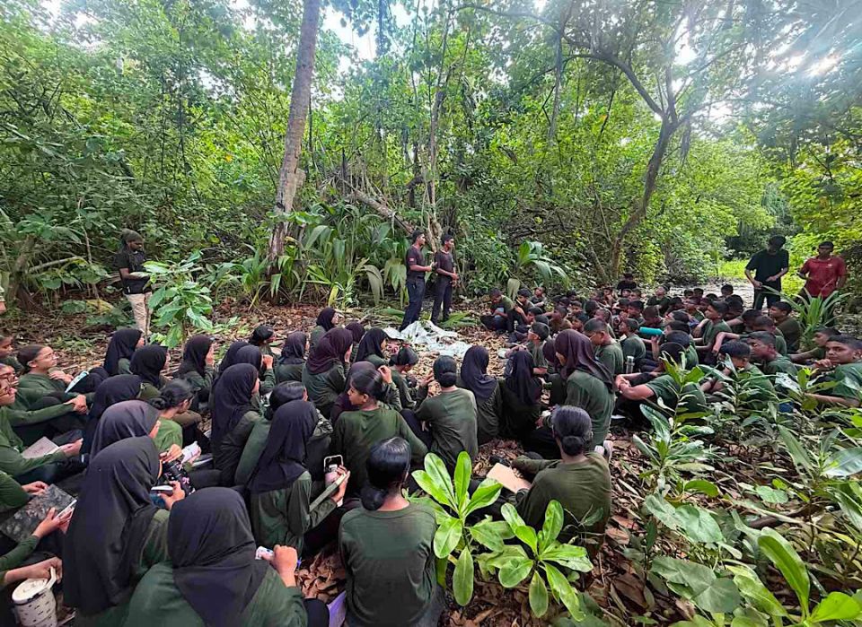 Addu cadet camp: Kaana vihavegen gina dharivarun thakeh admit koffi!