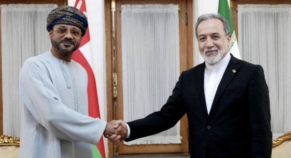 Hormuz ge vaguthee magakah Iran aai Oman ehbasvejje