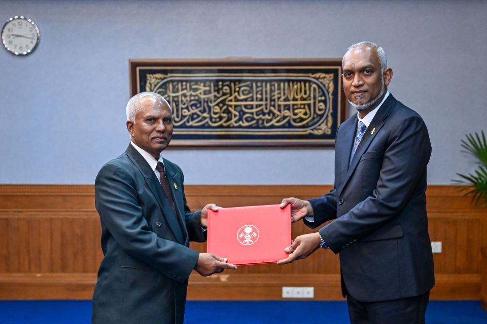 Vazeefaa aaa behey tribunal ge member kamah Shuaib Yoosuf ayyanukuravvaifi