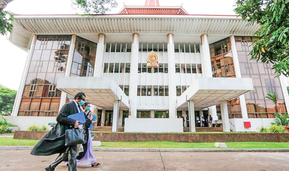 Lanka ge court akun maruge adhabu kandaelhi dhivessaku minivankohffi