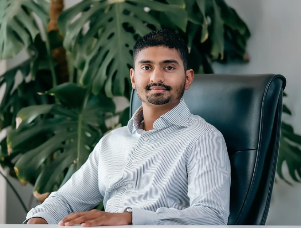 STO ge board in minister Ameen ge dhari, Dhaanish isthiufaa dhevvaifi