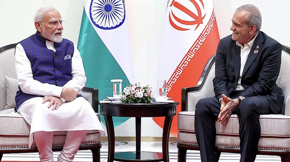 America ge inzaaru ovvaa Modi Pezeshkian aa badhalukuravaifi