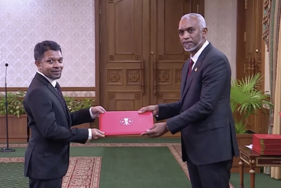 Chief of staff Fayaz ge magaam senior minister ehgge fenvarah mathikohffi 