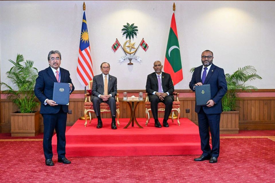Islaamee dhaairaa in Raajje aai Malaysia ge gulhun aa usminakah