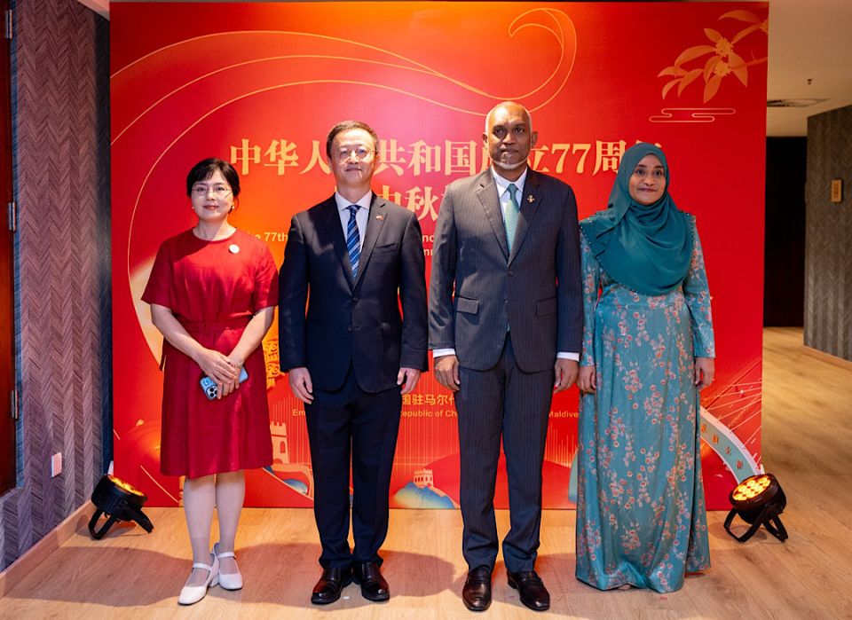 China ge 1.4 billion meehun balaa TV ehggai Raajjeyge vaahaka genesdheefi