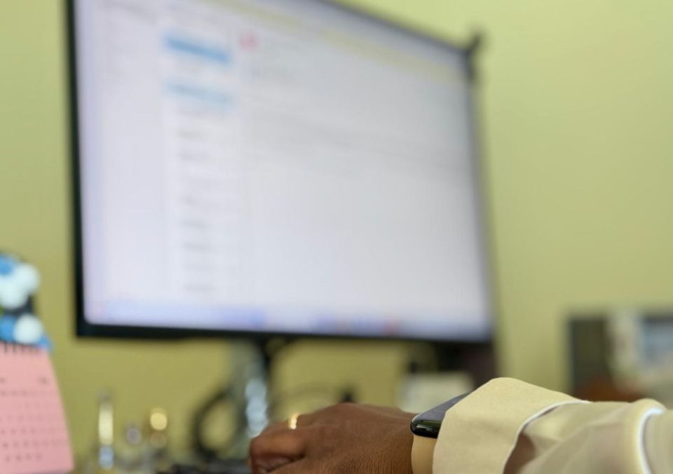 Sarukaaruge idhaaraathakah nurakkaatheri email thakeh fonuvamundhaathee samaaluvumah ilthimaaskohffi
