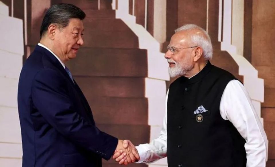 China ge mudhalah India in baroasaavaa minvaru boduve, viyafaarege deficit 112 billion Dollar ah