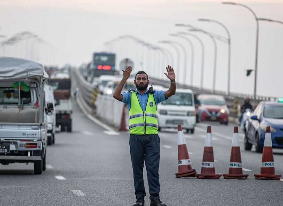 Sinamale’ bridge highway gai dhe cycle jehi accident eh hingaifi