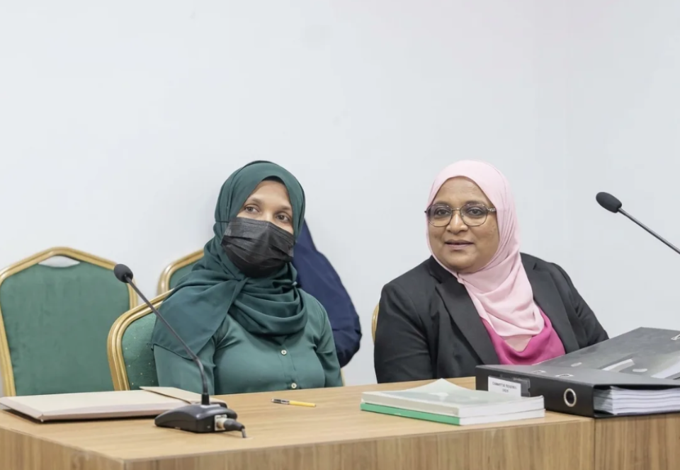Fenakaige hiyaanaathuge massala: kureege procurement head, Dheena ge mahchah kuh saabithuvehje