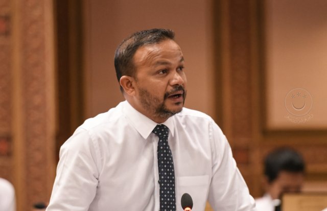 Rasmale in, Eagle Hills ah binn dhinee gavaaidhaa hilaafah kamah kanda'alhaa dhinumah edhi Supreme court ah 