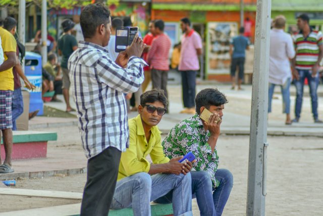 Hunareh neiy bidheyseennah work permit dhevey mudhdhaiy 10 aharah hadhaifi 