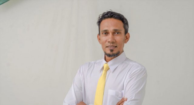 Fuvahmulaku mayor  Isse, ithuru dhaurakaa dhimaalah 