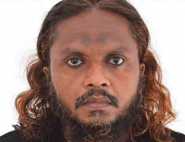 Raees Nasheedh ah maruge inzaaru dhin Yaafis 10 aharah jalahlaan hukum kohfi