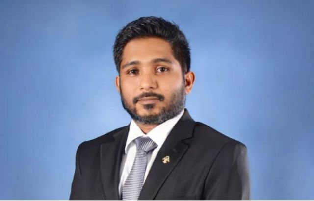 Qaanoonu asaasee aai Qaanoonu thakaai hilaafu vi massalaigai Ghaazee Faaiz magaamun vaki kuran faas kohffi