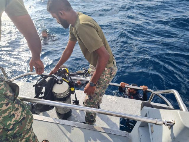 Diving ah dhiya 5 meehaku joyaavejje