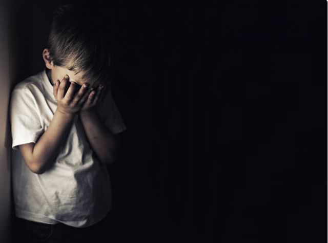 Gender ge belumuge dhashugai huri kujjaku, kuda kujjakah gadhakamun cigarette dheyn ulhunu massala eh balanee