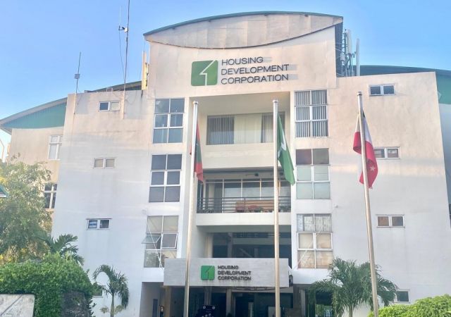 Hulhumale' ge 704 flat maraamaathukoh belehettun HDC in rasmeekoh havaalu vehjje