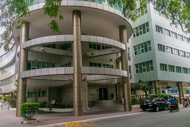 Chocolate syrup fulhi thakehgai masthuvaa thakethi ethere kuri kunfuneege veriyaage bandhah ihuru 15 dhuvas jahaifi