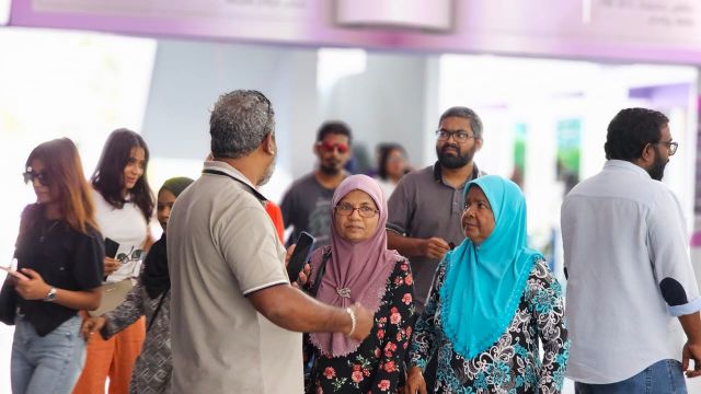 Inthihaabu gai vote laa than badhalu kuran hulhuvaalaifi