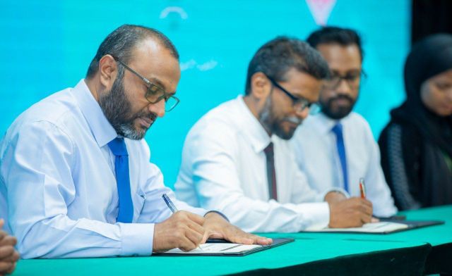 Hajjah dhaan dhakka faisaain zakat neren jeheynee hajj corporationun: Fatwa majilis