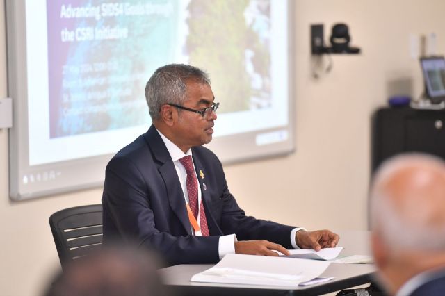 Renewable Energy agency ge dhaaimee mandhoobakah Thoriq ayyankuran ruhun hodhan majileehah fonuvaifi