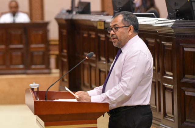 Dhaulathuge aamdhanee 36 billion, haradhu 37 billion rufiyaa ah