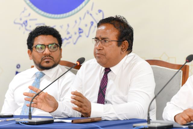 LGA ah husha'helhi massala thah belumah fahu, Horafushi council ge raees 3 mahah suspend kohffi