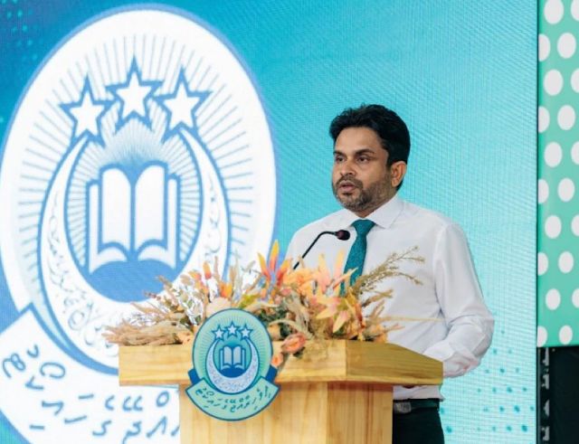 Artificial beach sarahahdhaai rasfannu sarahahdhun 52 bidheyseen faaskoh, ekaku hayyarukoffi 