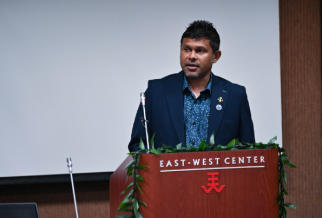 Gaanoonaa eggothah siyaasee harakaihthah hingumah Elections commission in ilthimaaskoffi 