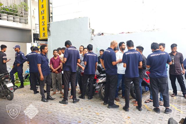 Heenaamaage parking sarahahdhu raid koh, gavaaidhaa hilaafah ulhemundhiya 11 bidheyseeaku athulaigenfi 