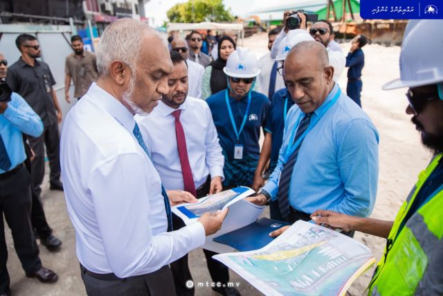 BML ge internship programme ah edhi hushalhumugue furusathu hulhuvaalaifi 