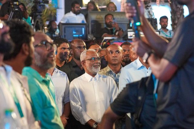 Riyaasee dhevana dhaureh Raees Muizzu kaamiyaabu kuravvaanekamah Abdul Raheem vidhaalhuvehje