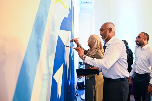 Zuvaanun baaruveri kuruvai, hunaruverikan ithurukurumah gaaimkuri 