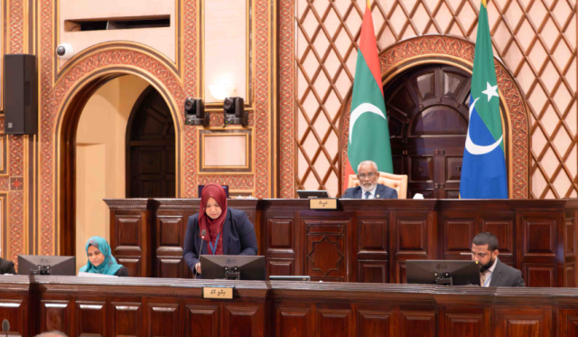 Dhe gaumeh ge safeeru kamaai tax tribunal ah memberun ayyan kurumah Majileehah nann thah fonuhvaifi