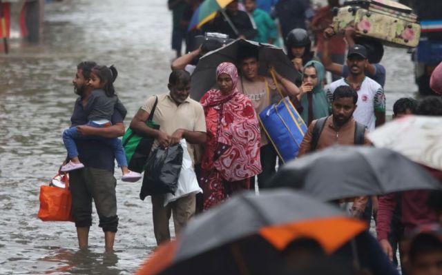 STO aai HITACHI ge gulhumah 25 aharu