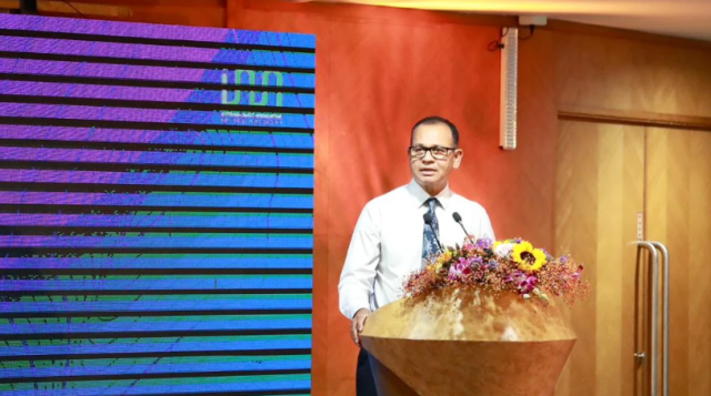 Chaiperson himeneyhen Aasandha kunfuneege board in 3 memberaku vakikohffi 