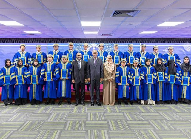 Hajj corporation ge Umra verinnah thai'f dhathuruge bura'aai thakuleefthah dhakkaadhinee cable car gai 